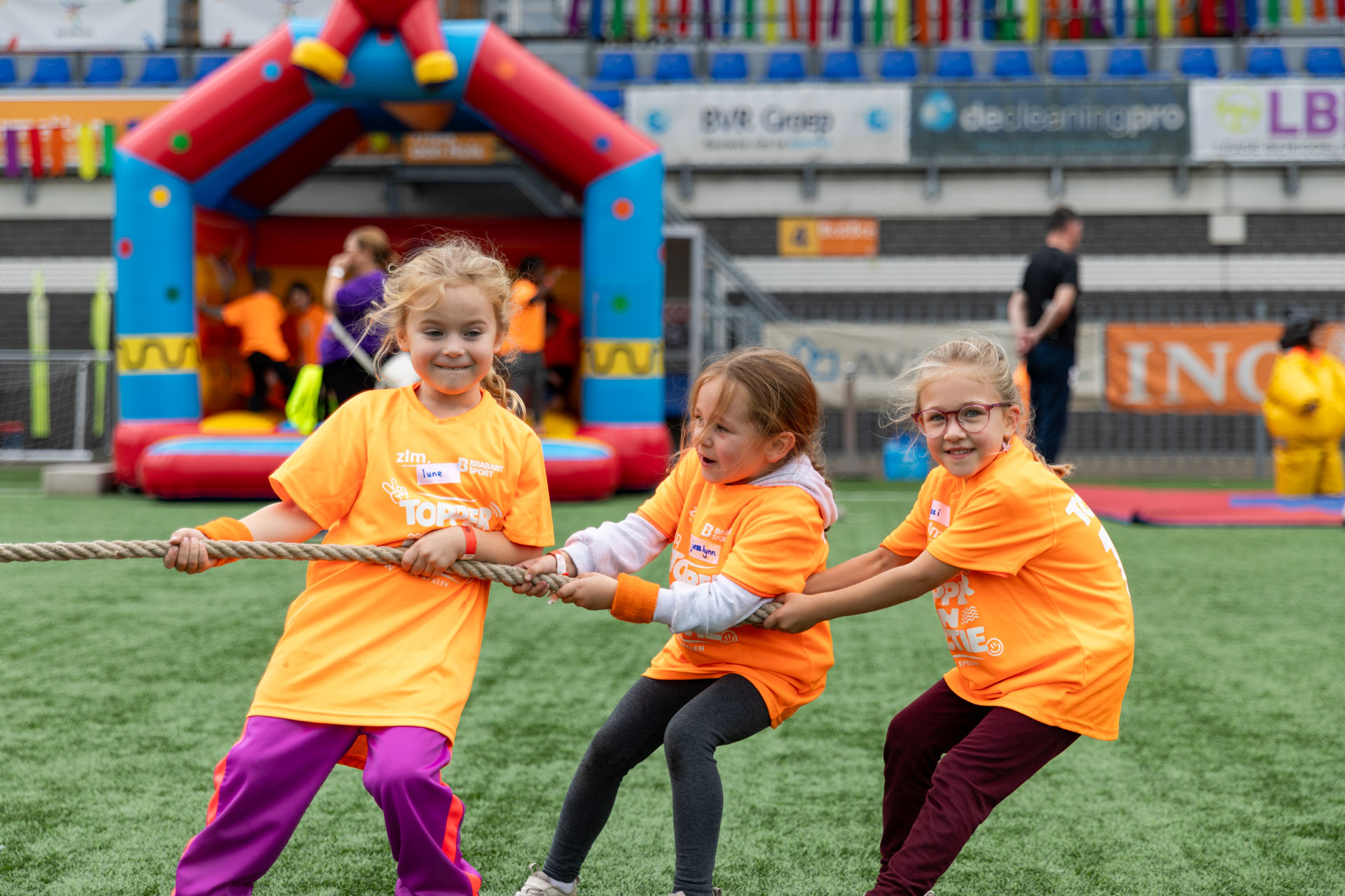 300 kinderen, 80 vrijwilligers en één sportief doel 